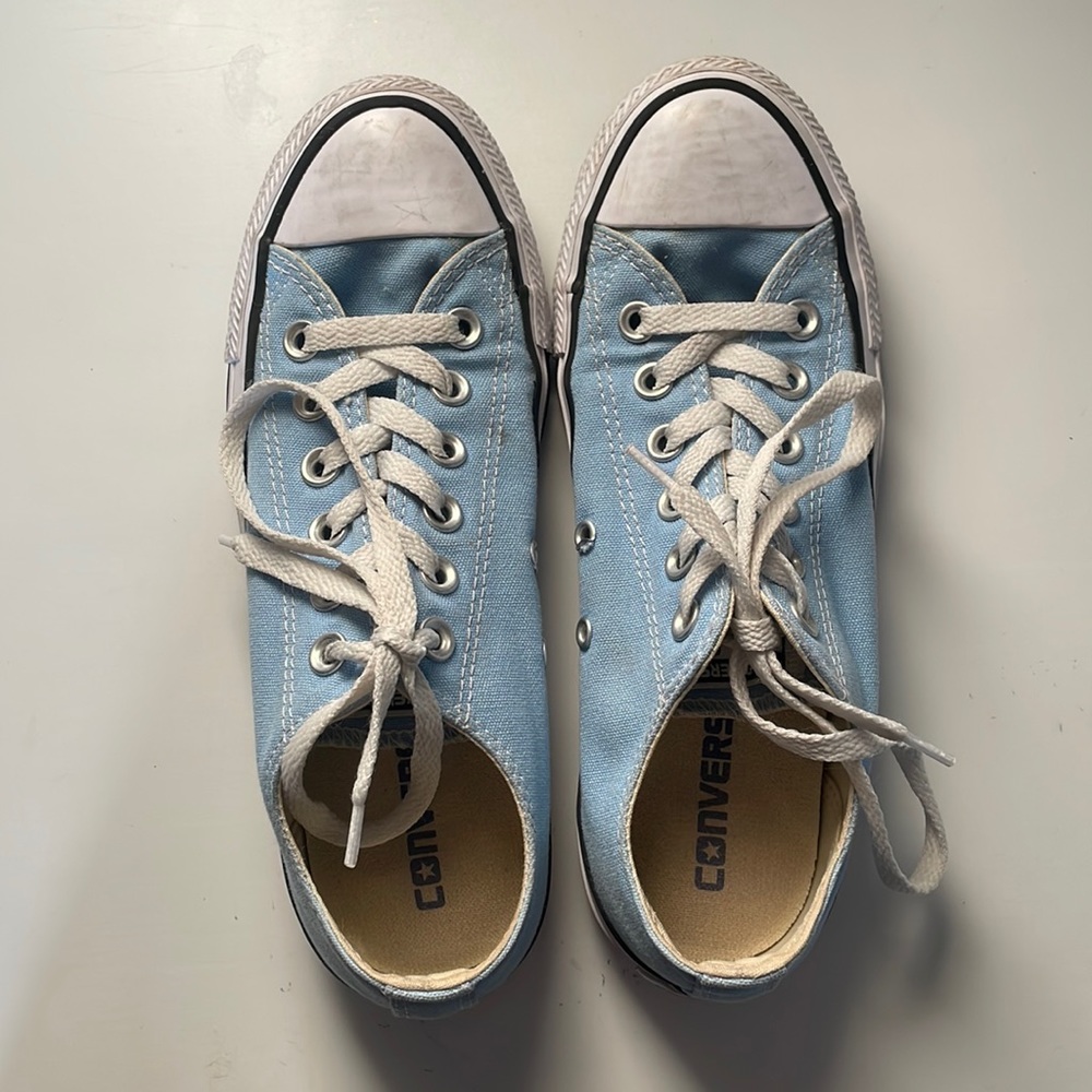 light blue low top converse